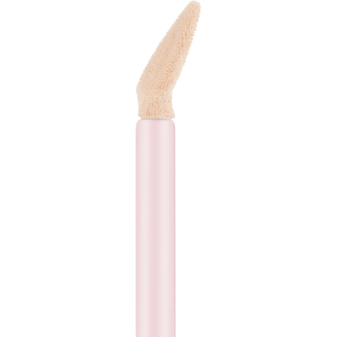 ESSENCE консилер silky blur hydrating longwear concealer т.20